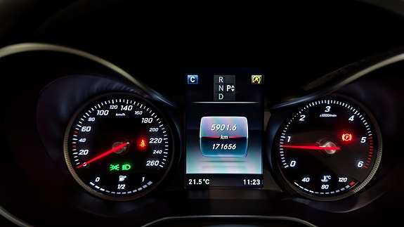 Mercedes-Benz GLC220 d 20 of 30