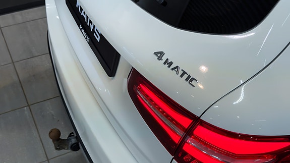 Mercedes-Benz GLC220 d 13 of 30