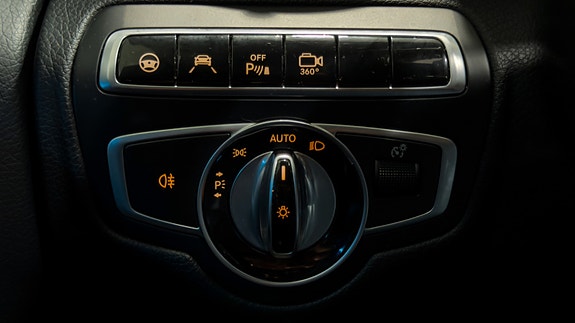 Mercedes-Benz GLC220 d 21 of 30