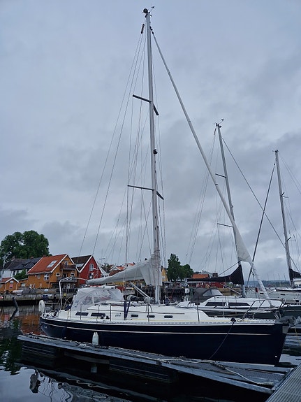 Hanse 371 – omfattende oppgradert og utrustet for havseilas (NB: i Karibien) 5 of 30