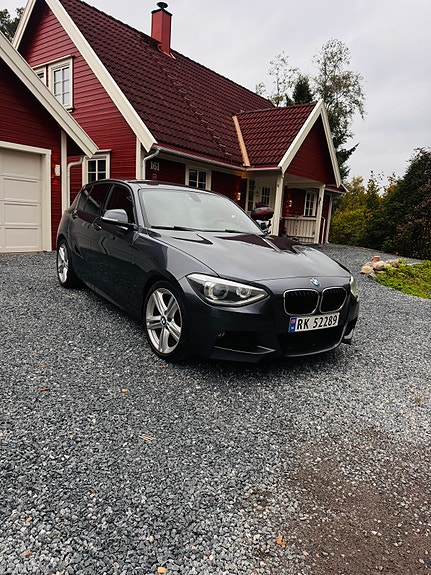 BMW 116i 2 of 30