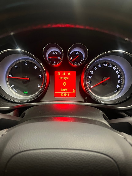 Opel Insignia 13 of 17