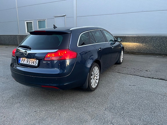 Opel Insignia 4 of 17