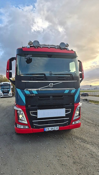 Volvo "NY" FH 500. HMF 1420 4 of 24