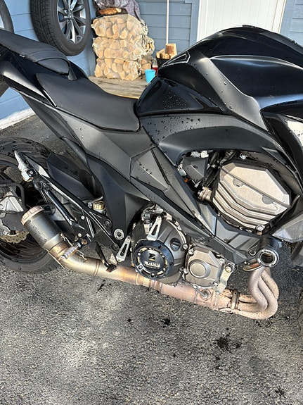 Kawasaki Z 800 2 of 17