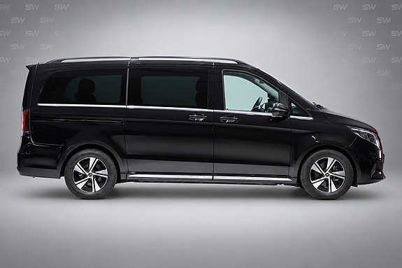 Mercedes-Benz EQV300 10 of 22