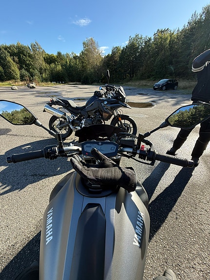 Yamaha MT-07 4 of 21