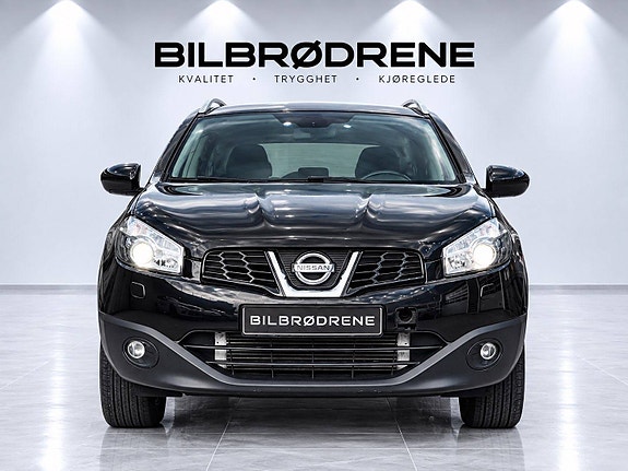 Nissan Qashqai+2 2 of 5