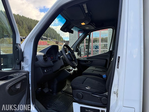 Mercedes-Benz Sprinter 12 of 30
