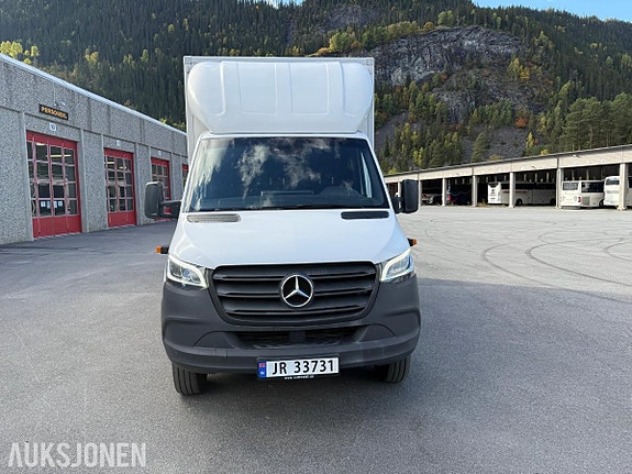 Mercedes-Benz Sprinter 3 of 30