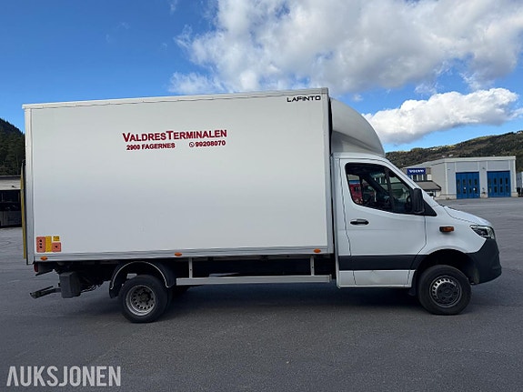 Mercedes-Benz Sprinter 6 of 30