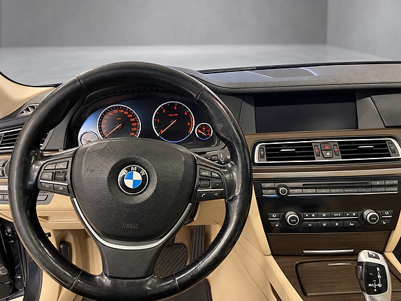 BMW 730d 14 of 30
