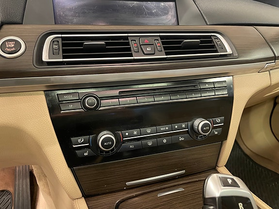BMW 730d 18 of 30