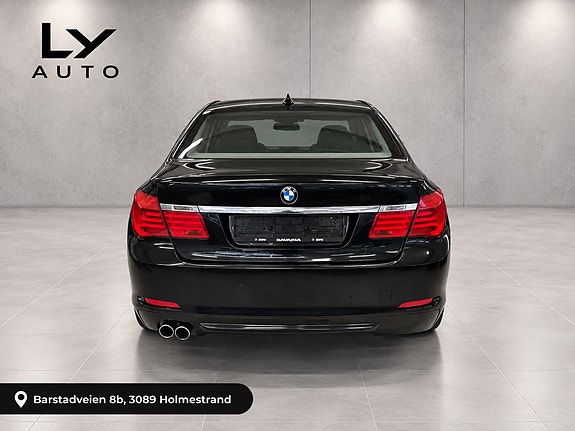 BMW 730d 4 of 30