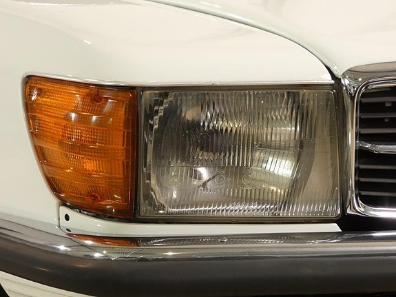 Mercedes-Benz SL 25 of 30