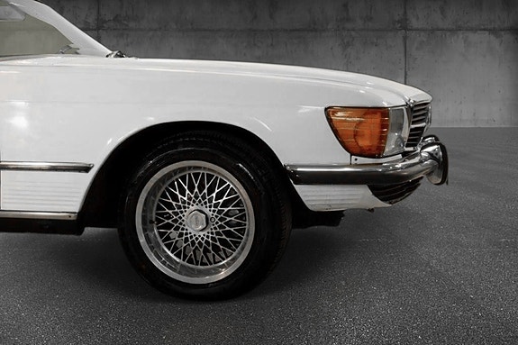 Mercedes-Benz SL 5 of 30
