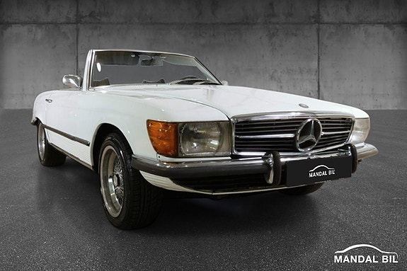 Mercedes-Benz SL 2 of 30