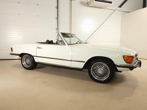 Mercedes-Benz SL 21 of 30