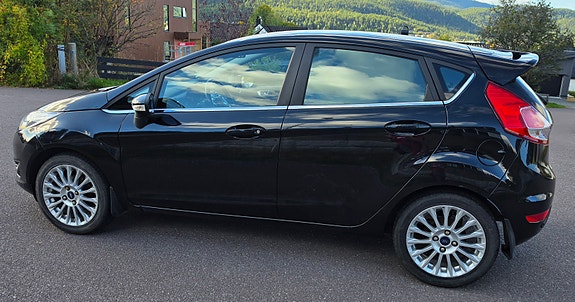 Ford Fiesta 15 of 28