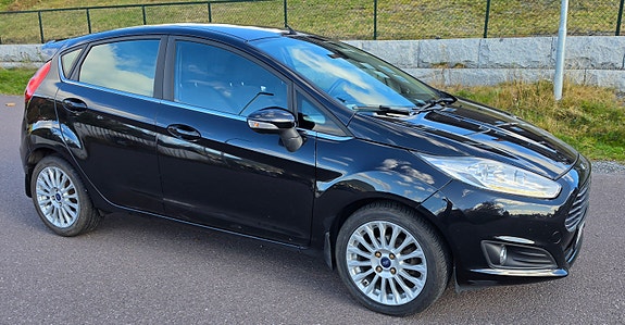 Ford Fiesta 5 of 28