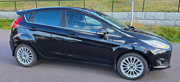 Ford Fiesta 6 of 28