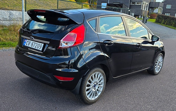 Ford Fiesta 9 of 28
