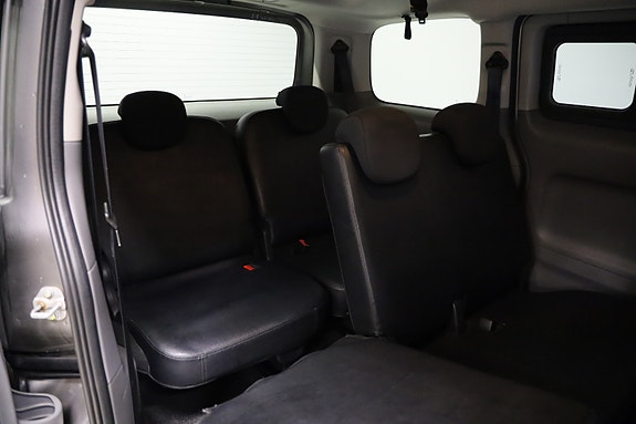 Nissan e-NV200 12 of 13