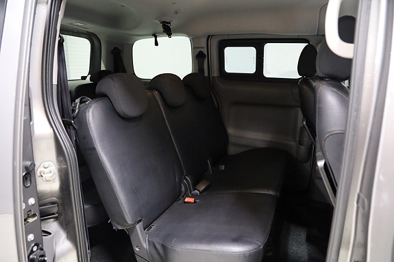 Nissan e-NV200 10 of 13