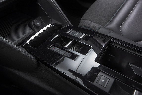 Citroen E-C4 22 of 28