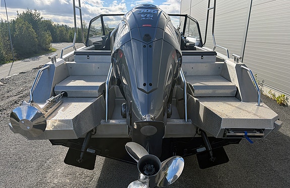 KUPP! 2023 Buster Supermagnum Premium m/Yamaha F300 + MYE utstyr 2 of 28