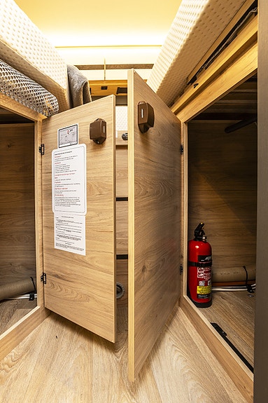 Dethleffs Globebus Camp Active T 4 - inkl. Master Class med adaptiv cruisekont., førerassistenter, langsgående senger, diesel varmluftsvarme. 18 of 27