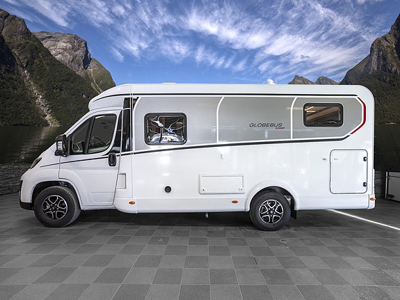 Dethleffs Globebus Camp Active T 4 - inkl. Master Class med adaptiv cruisekont., førerassistenter, langsgående senger, diesel varmluftsvarme. 3 of 27
