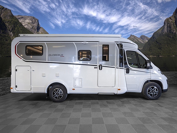 Dethleffs Globebus Camp Active T 4 - inkl. Master Class med adaptiv cruisekont., førerassistenter, langsgående senger, diesel varmluftsvarme. 2 of 27