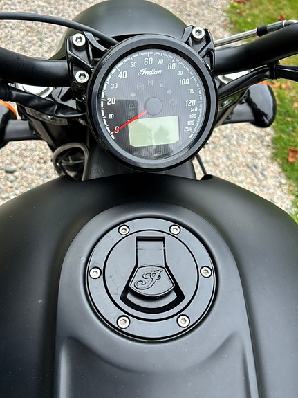 INDIAN Scout Bobber 20 of 27