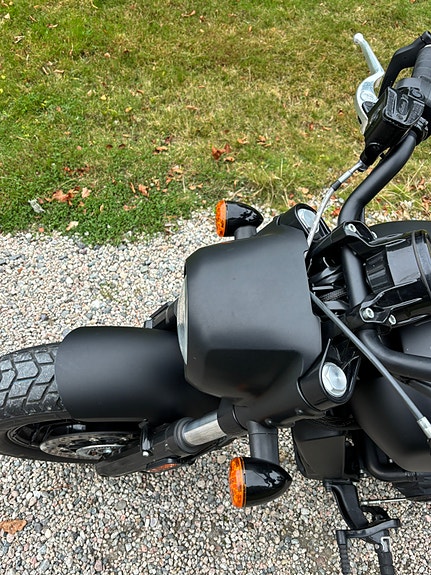 INDIAN Scout Bobber 14 of 27