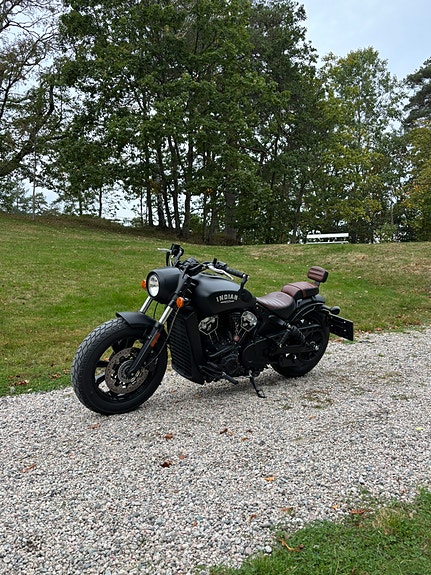 INDIAN Scout Bobber 2 of 27
