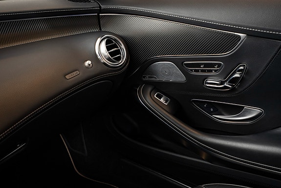 Mercedes-Benz S63 24 of 26
