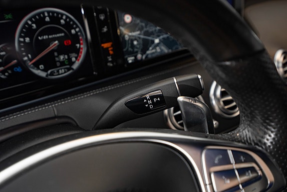 Mercedes-Benz S63 16 of 26