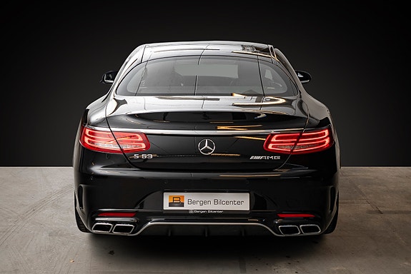 Mercedes-Benz S63 8 of 26