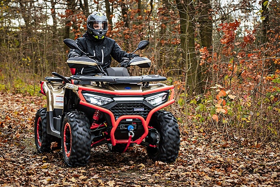 Linhai 650 EPS 4x4 ABS inkludert utstyr til 6 950,- KUN 89 950 kr! 7 of 9