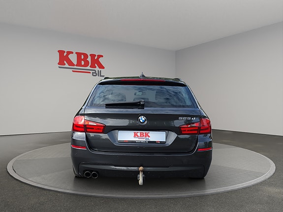 BMW 525d 9 of 30
