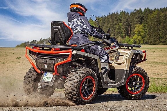 Linhai 650 EPS 4x4 ABS inkludert utstyr til 6 950,- KUN 89 950 kr! 8 of 9