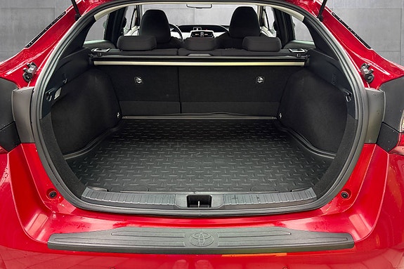 Toyota Prius 18 of 24