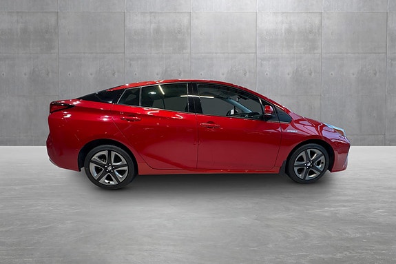 Toyota Prius 6 of 24
