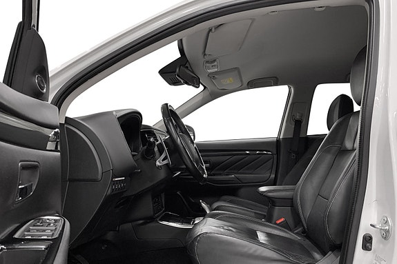 Mitsubishi Outlander 5 of 16