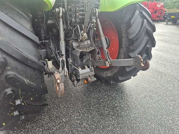 CLAAS ARION 460 15 of 30