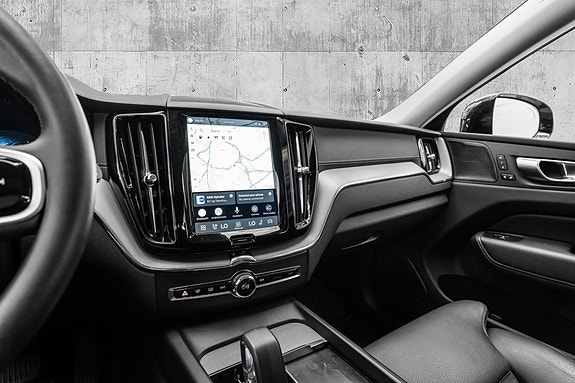 Volvo XC60 12 of 30