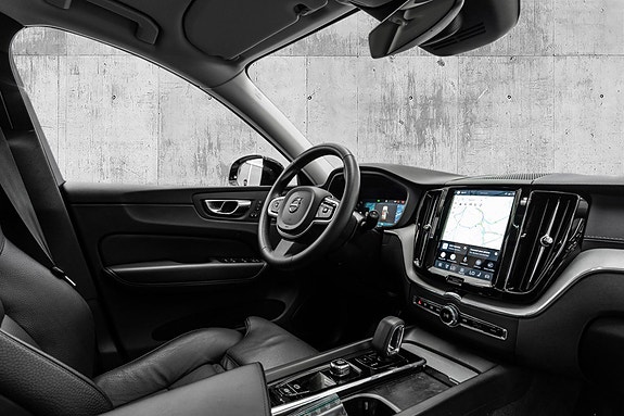 Volvo XC60 29 of 30