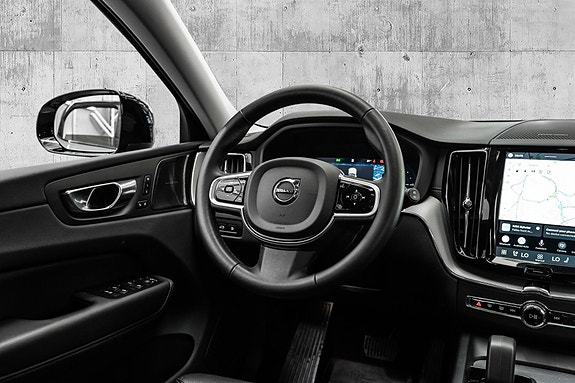 Volvo XC60 23 of 30