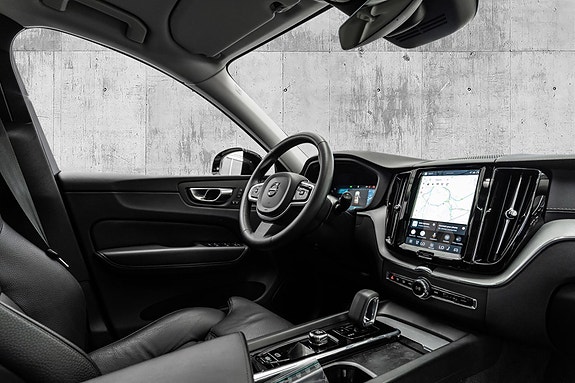 Volvo XC60 27 of 30